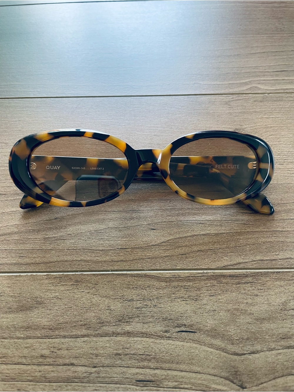 Quay Felt Cute Tortoiseshell Oval Sunglasses Brand New